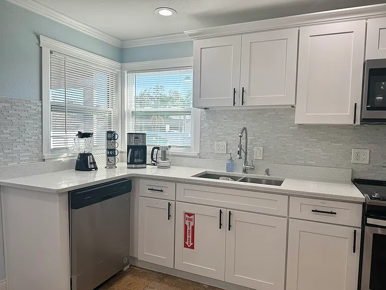 2963 Bahia Vista St — Photo 3