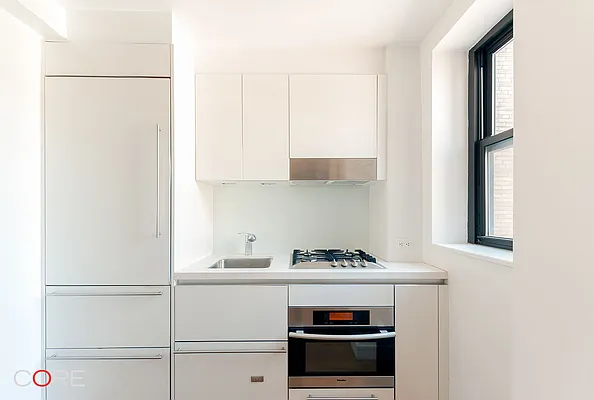 Rented by CORE | media 11