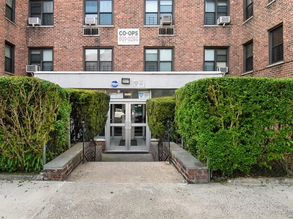 2835 Webb Avenue 9D image 26 of 26