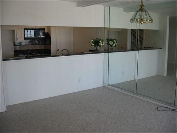 5th image of 8402 Seawall Blvd APT 6