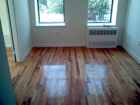 Rented by Link NY Realty | media 22