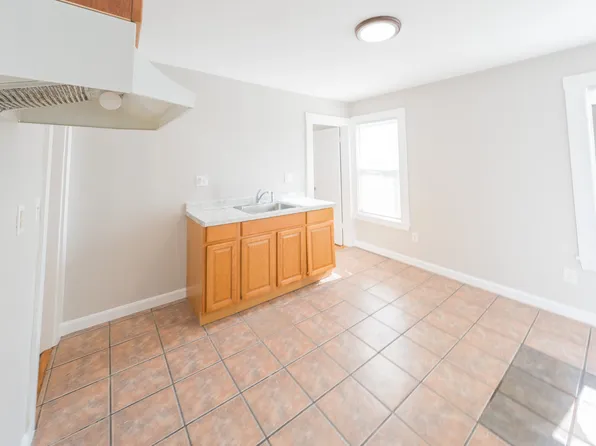 40 Ripley Rd, Dorchester, MA