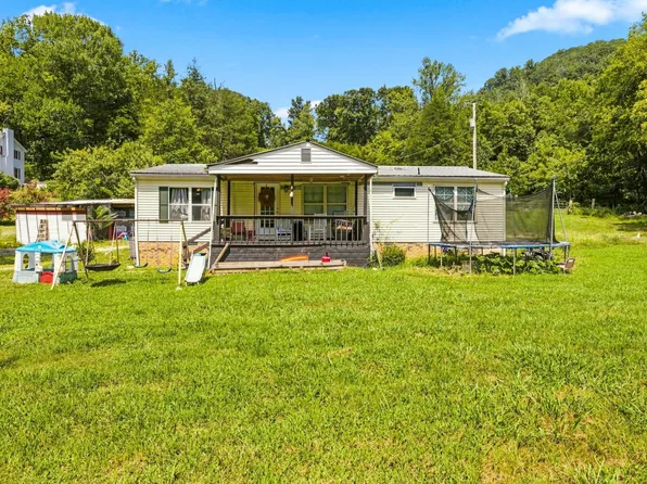 673 Cookeville Hwy, Elmwood, TN 38560