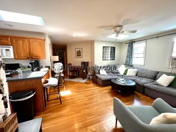 (undisclosed Address), Somerville, MA 02144