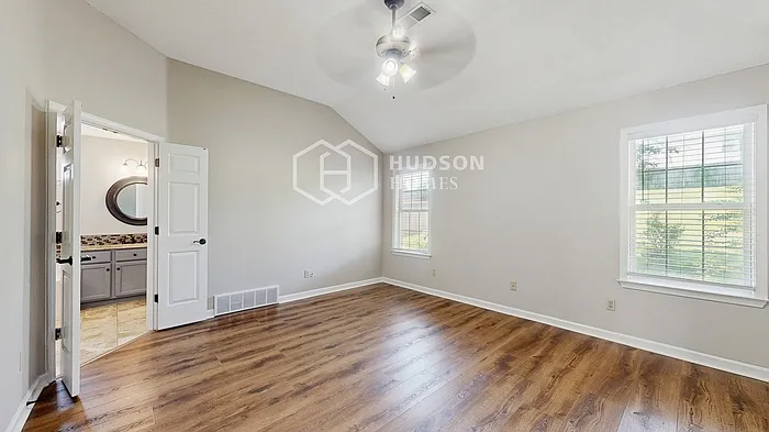 5039 Wolfchase Farms Pkwy — Photo 18