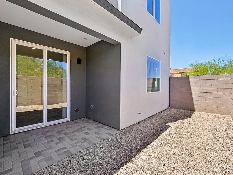 Agave Townhomes — Photo 76
