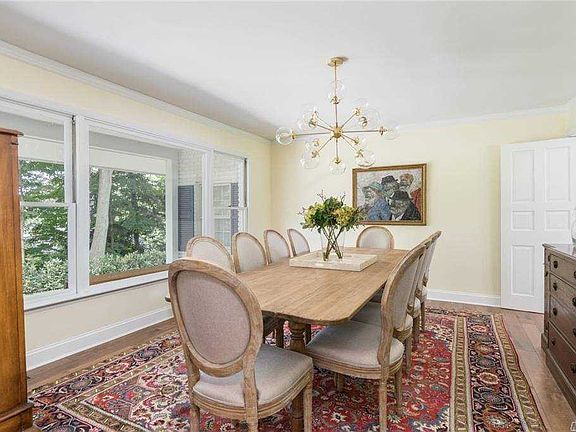 3rd image of 420 Bryant Ave