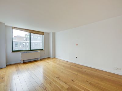 275 Greenwich St APT 11J, New York, NY, 10007