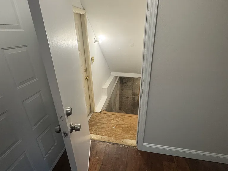 19 Somers St #B8 — Photo 12