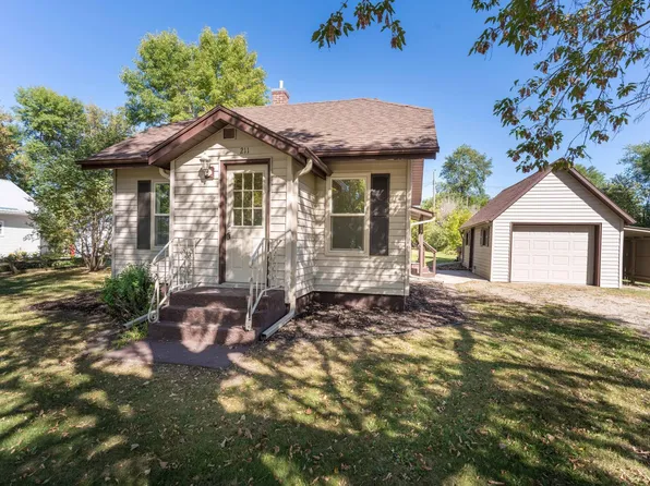 211 Ida St E, Garfield, MN 56332