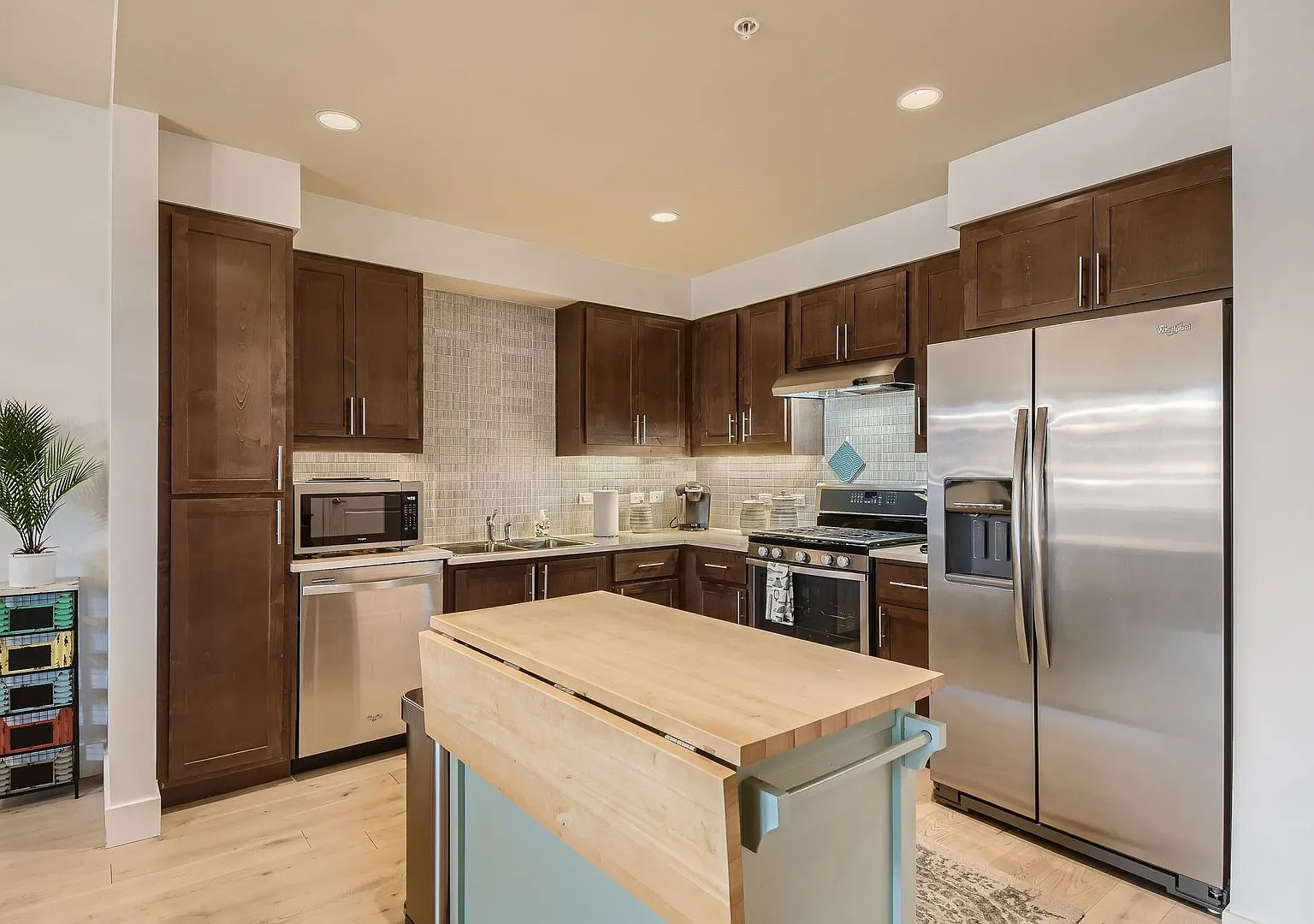 3401 Arapahoe Ave — Photo 2