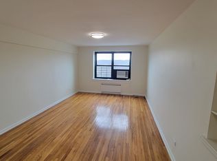 7508 Bell Blvd, Bayside, NY 11364