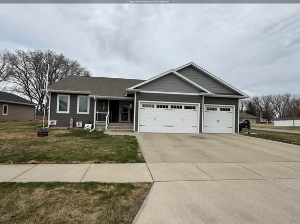 1540 Rockwell Trl, Vermillion, SD 57069