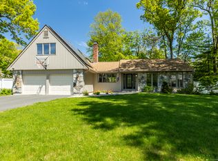 96 Stonefield Trl, South Windsor, CT 06074