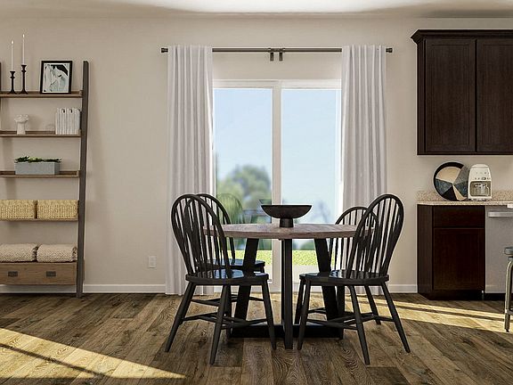 Breakfast area and kitchen - These images may be representative and include after market items.