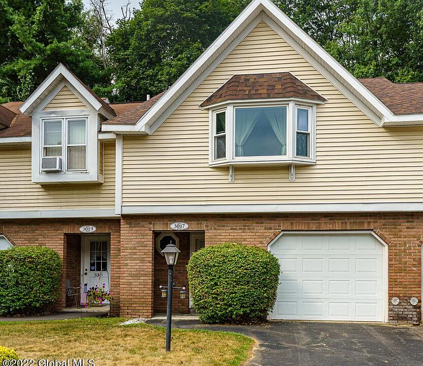 1st image of 3017 Squire Blvd