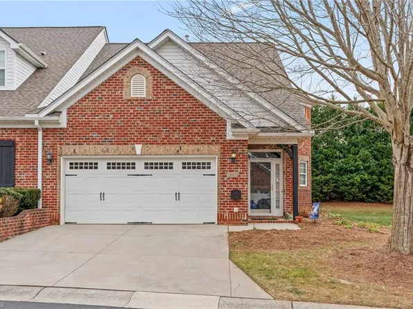 307 Queensbury Dr, Winston Salem, NC 27127