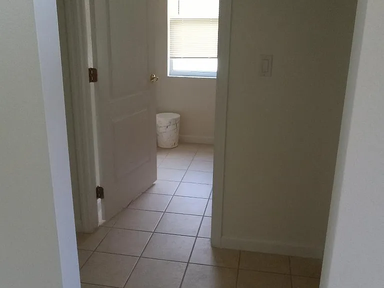 15309 Markham Dr — Photo 23