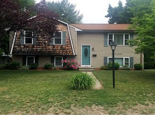 44 Achille St, Woonsocket, RI 02895