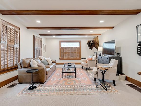 5th image of 1612 NW 38th St