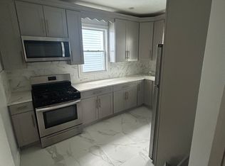 122 Terrace Ave FLOOR 2, Hempstead, NY 11550