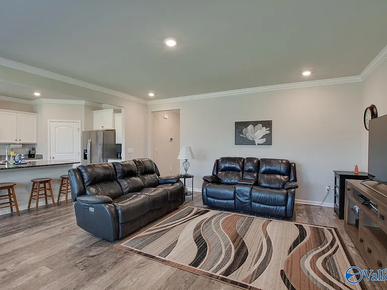 121 Mary Caudle Way — Photo 4