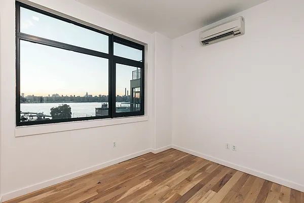 Rented by Nooklyn NYC LLC | media 122