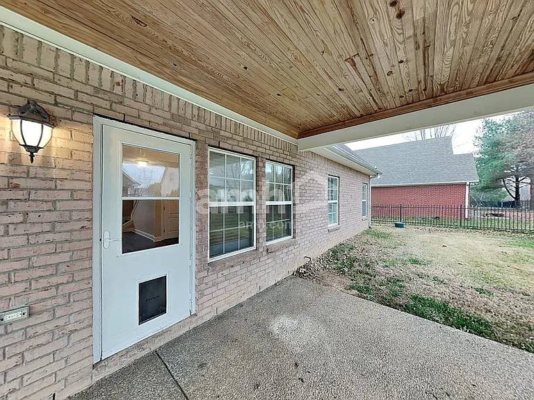 4013 Lilac Ln — Photo 22