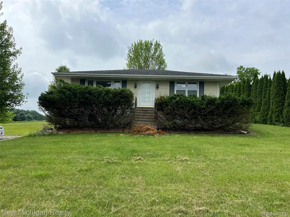 8331 Crego Rd, Brooklyn, MI 49230