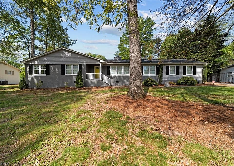 1st image of 5106 Forest Oaks Dr