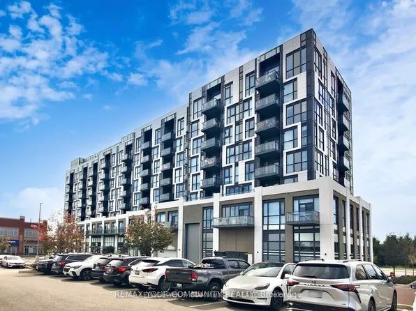 509 Dundas St W #807, Oakville, ON L6M 1L9