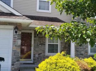 65 Ridge View Cir, East Stroudsburg, PA 18302