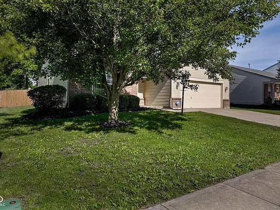 2nd image of 5860 Newhall Dr