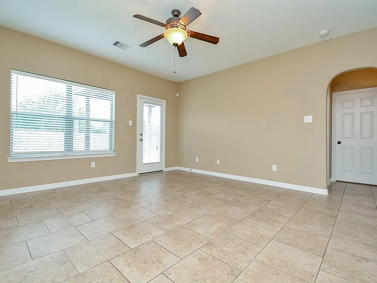 26406 Harmony Mill Ct — Photo 12