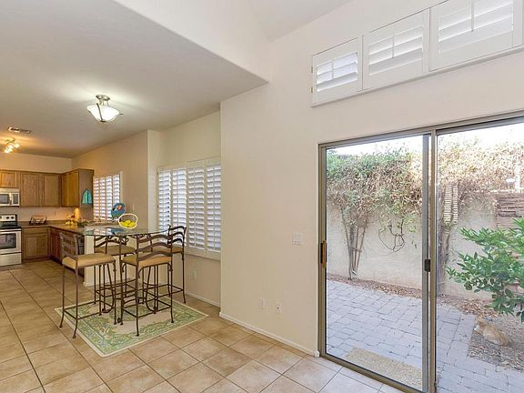 5th image of 2027 E University Dr