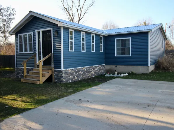 20040 W Harris Rd, Elsie, MI 48831