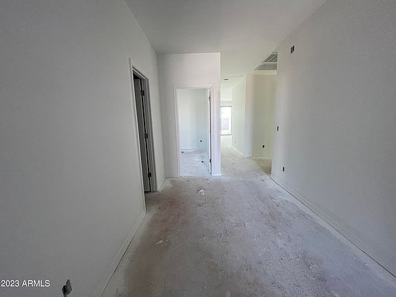 4th image of 11461 E ULYSSES Avenue
