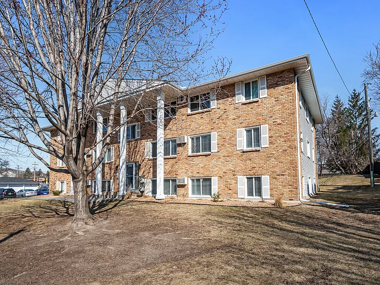 2720 Rosalyn Ct #202 — Photo 26