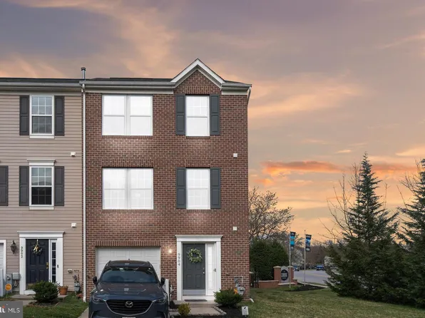 9904 Decatur Rd, Middle River, MD 21220