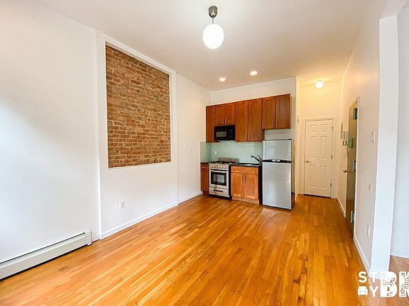 3rd image of 78 Halsey St #3A