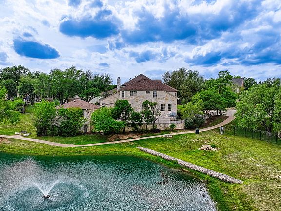 3rd image of 2804 Lenwood Ct