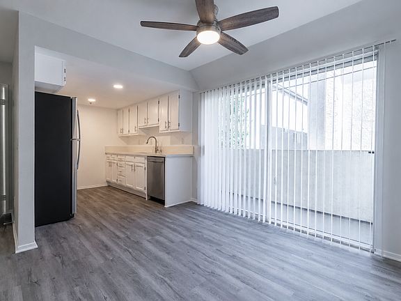 5th image of 10755 Kling St #102