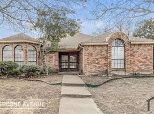 8802 Briarwood Dr, Rowlett, TX 75088