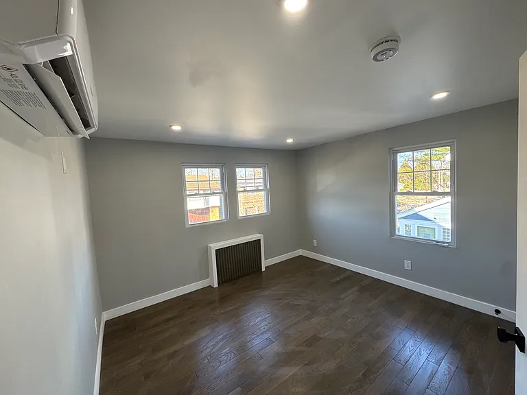 91 Brower Ave — Photo 19