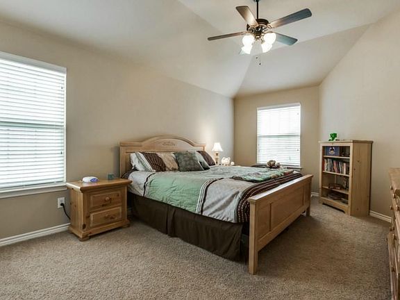 4th image of 12972 Sherbrooke Dr
