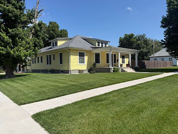 4th image of 724 State St