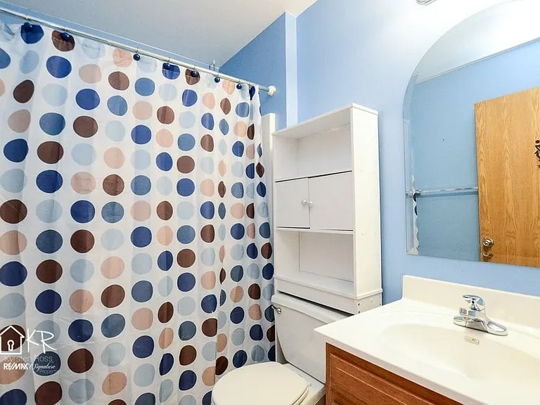 631 Tall Grass Dr — Photo 10