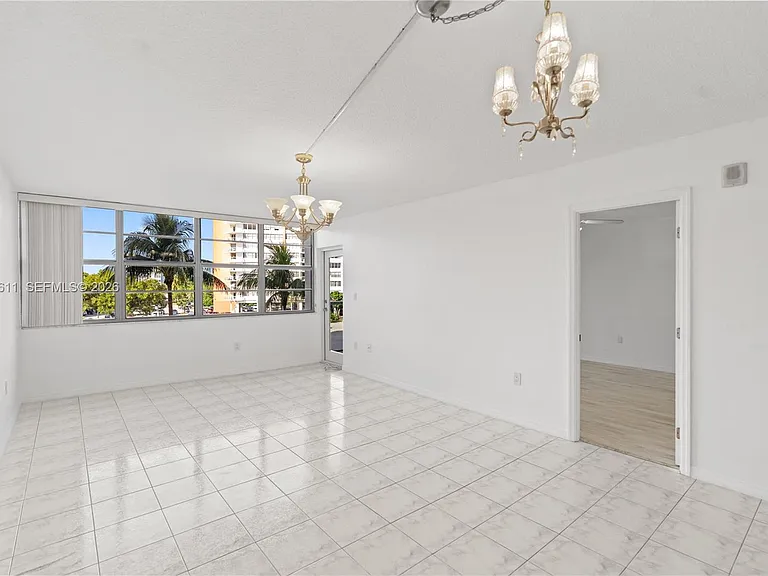 1351 NE Miami Gardens Dr #301E — Photo 17