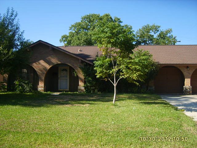 1st image of 717 Willowick Dr