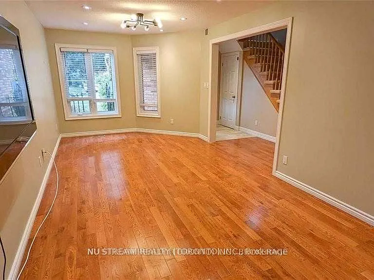 2031 Lumberman Ln — Photo 5